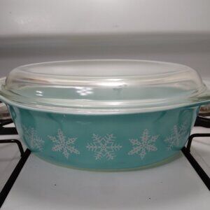 Pyrex Snowflake Casserole